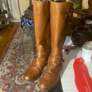 NATURALIZER 👢 Leather boots in ok condition size 9.5 NATURALIZER 🥾